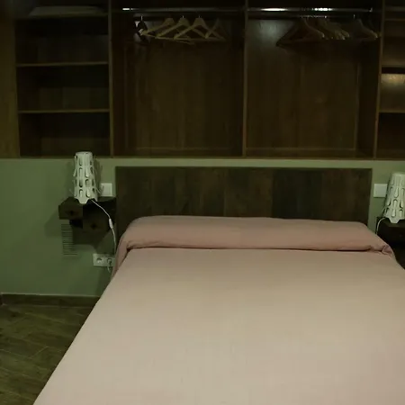 Casa De Chocolate Cuevas Del Valle